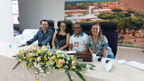 Mesa Redonda "Texto Discurso e Ensino"